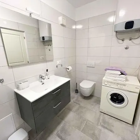 In 42068 Apartment Jadranovo